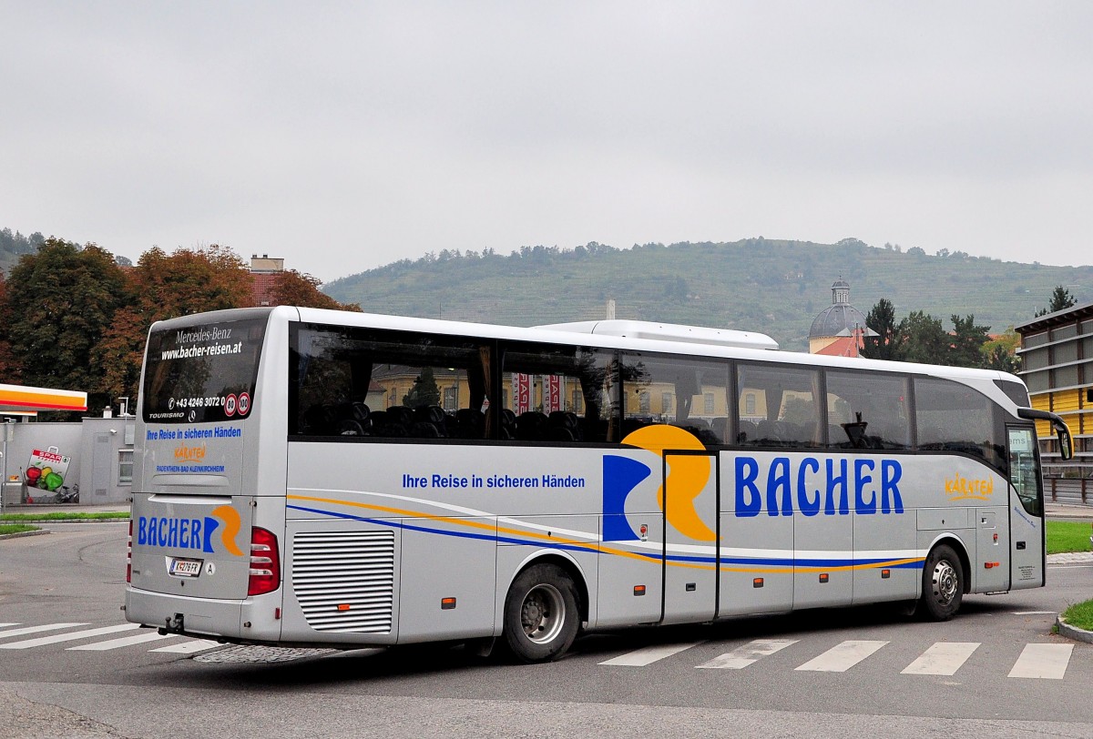 Mercedes Benz Tourismo von Bacher Reisen aus �sterreich am 4.Okt.2014 in Krems.