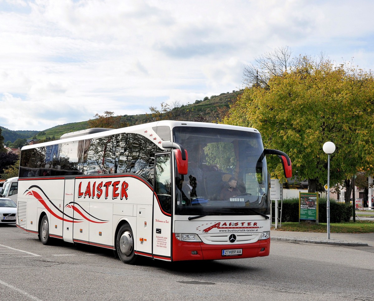 MERCEDES BENZ TOURISMO von LAISTER Busreisen aus �sterreich im September 2013 in Krems gesehen.
