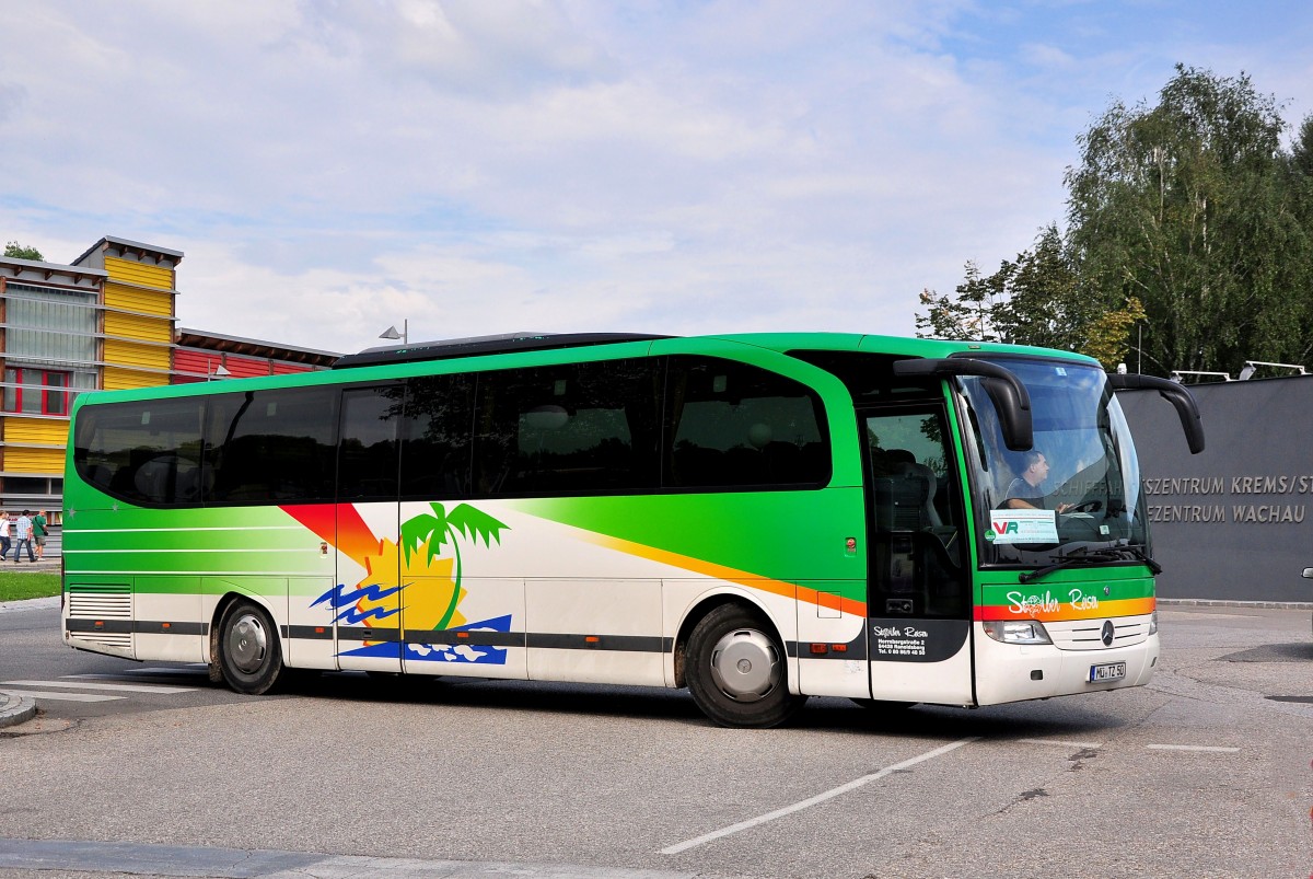 Mercedes Benz Travego von Stoiber Reisen aus der BRD am 6.Sept. 2014 in Krems gesehen.