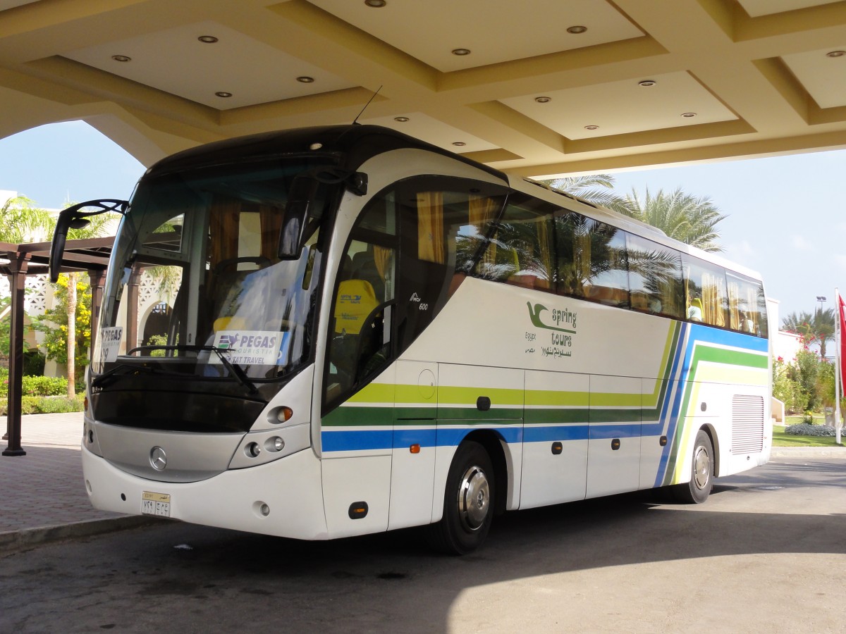 Mercedes Bus im Nov.2013 in �gypten gesehen.