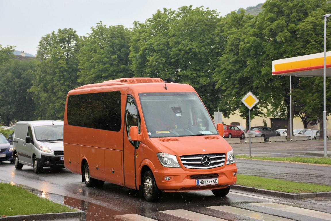 Mercedes Sprinter aus M�dling bei Wien 2018 in Krems.