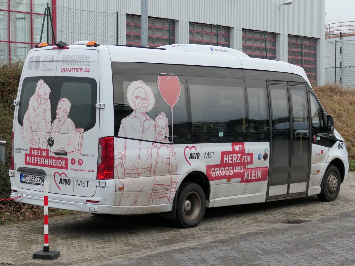 Mercedes Sprinter von Becker-Strelitz Reisen aus Deutschland in Neubrandenburg.