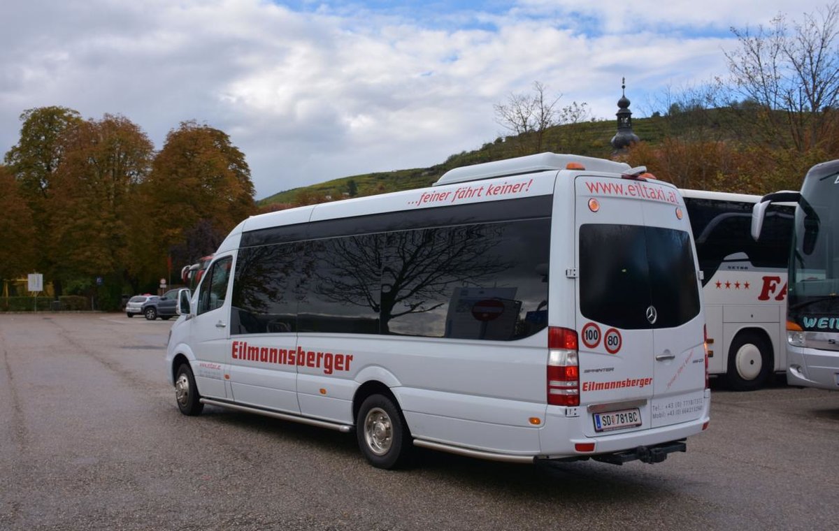 Mercedes Sprinter von Eilmannsberger Reisen aus �sterreich 10/2017 in Krems.