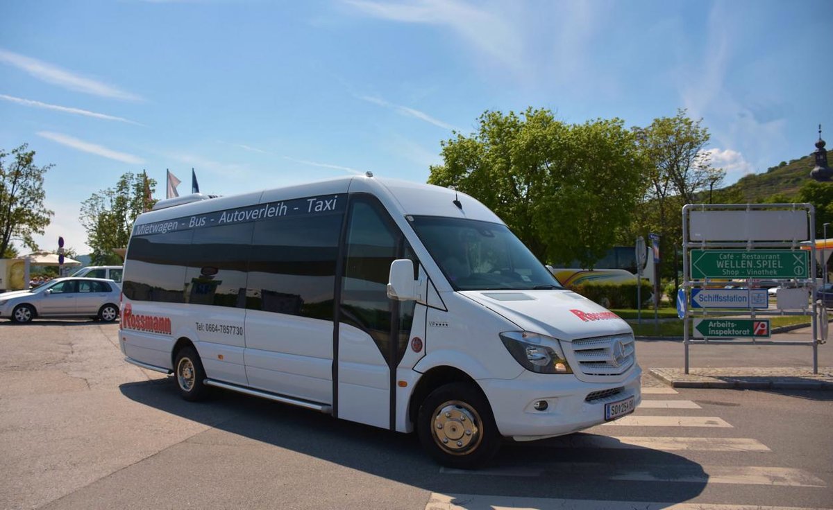 Mercedes Sprinter von Rossmann Mietwagen aus �sterreich im Mai 2018 in Krems.