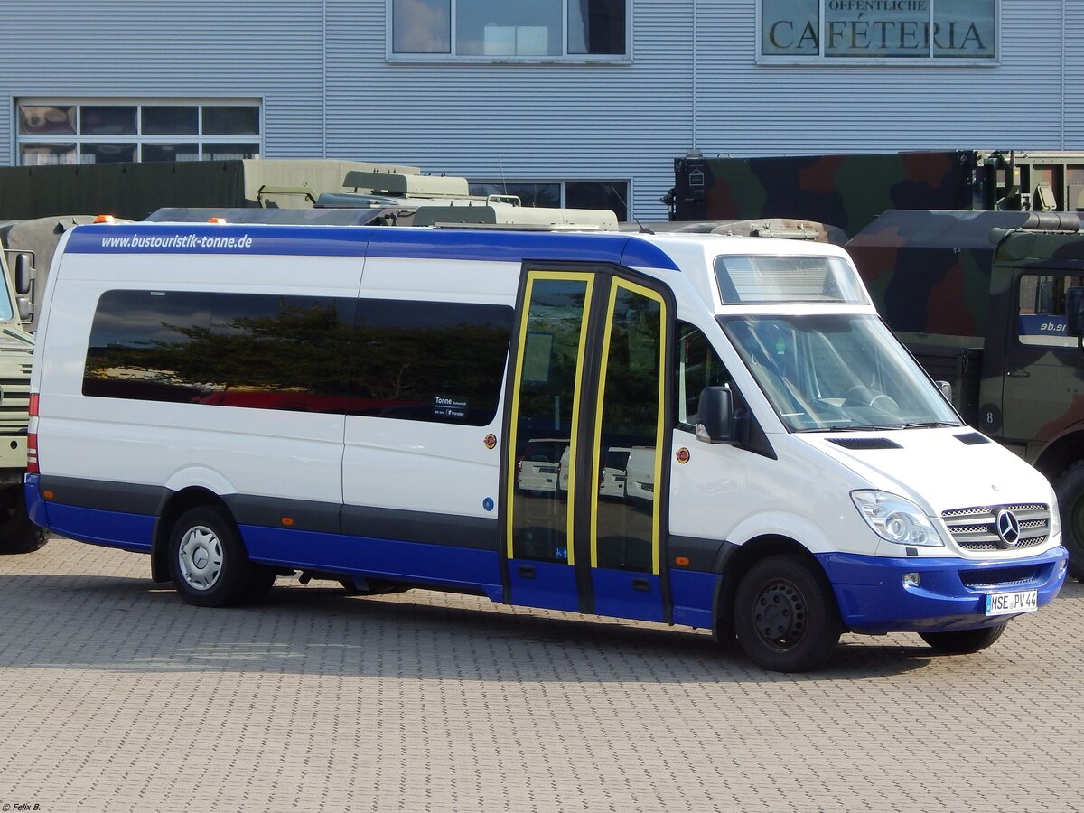 Mercedes Sprinter von Tonne aus Deutschland in Neubrandenburg. 