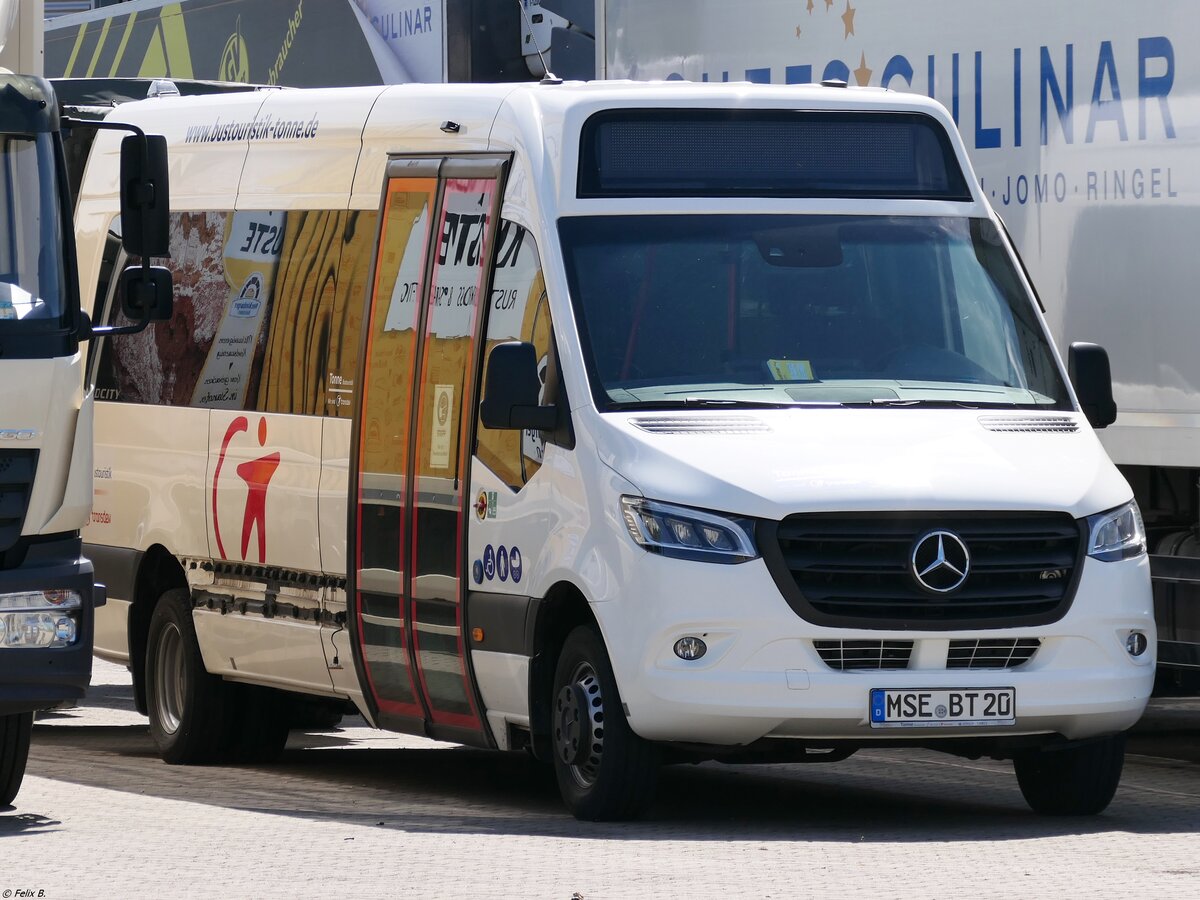 Mercedes Sprinter von Tonne aus Deutschland in Neubrandenburg. 