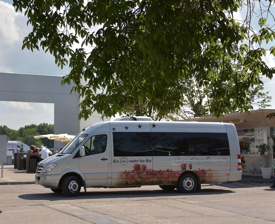 Mercedes Sprinter von Werdernitsch Reisen aus �sterreich 2018 in Krems.