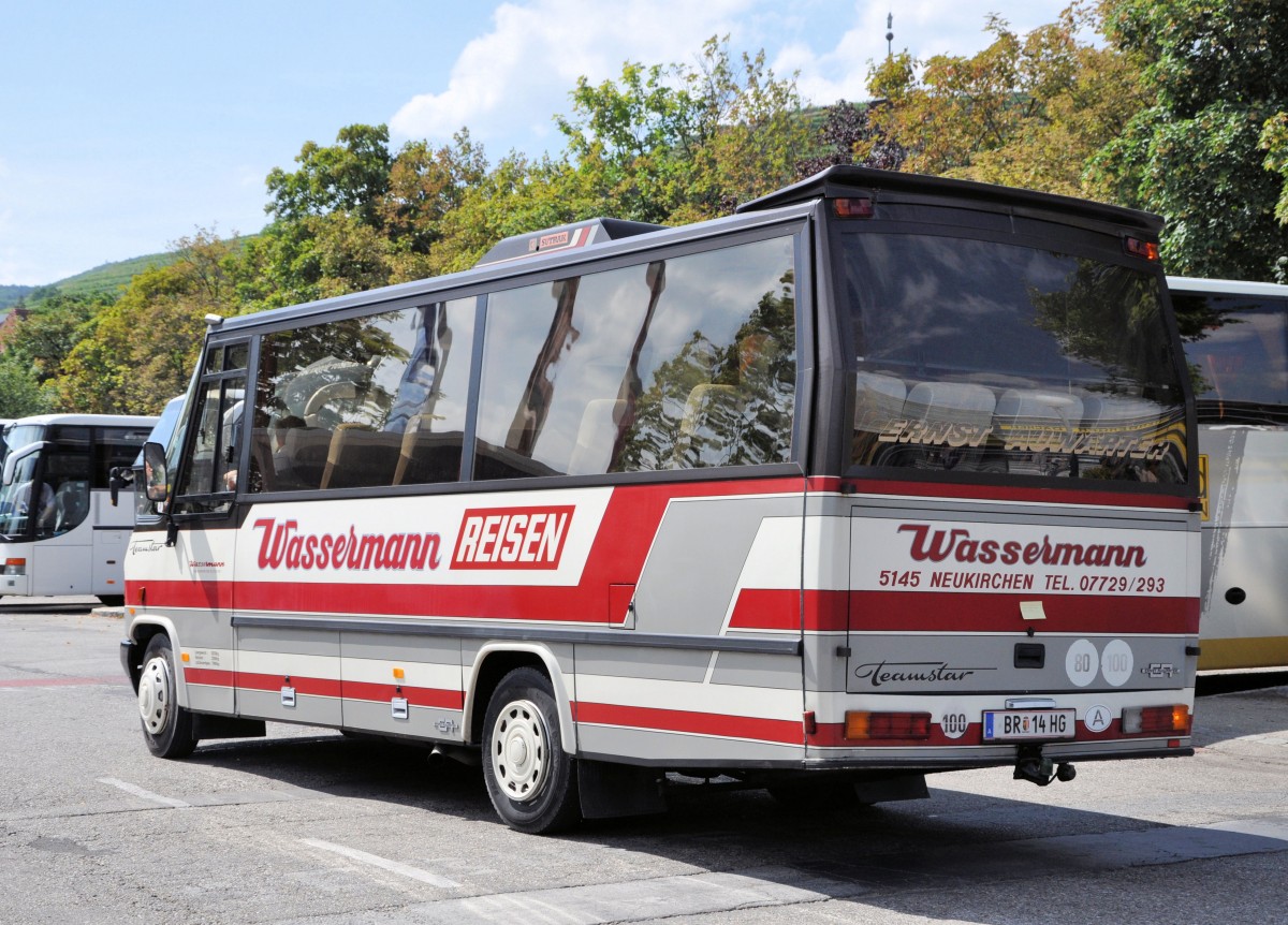 MERCEDES Teamstar/Ernst Auw�rter von WASSERMANN Reisen / �sterreich am 20.7.2013 in Krems.