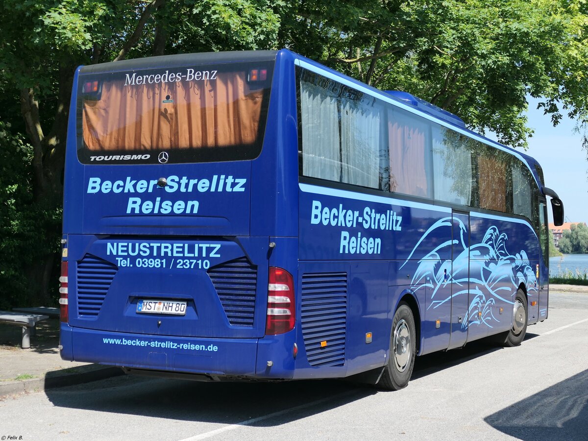 Mercedes Tourismo von Becker-Strelitz Reisen aus Deutschland in Stralsund.
