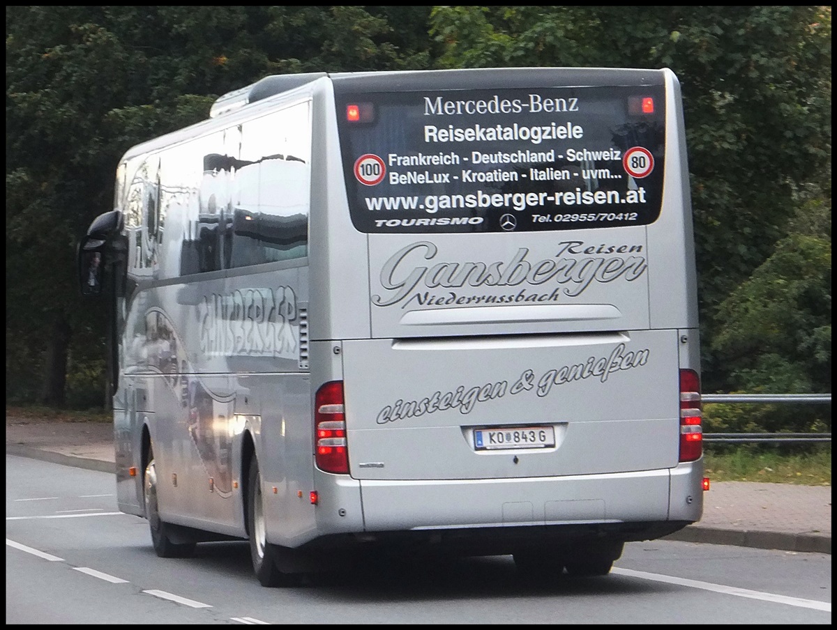 Mercedes Tourismo von Gansberger aus �sterreich in Sassnitz.