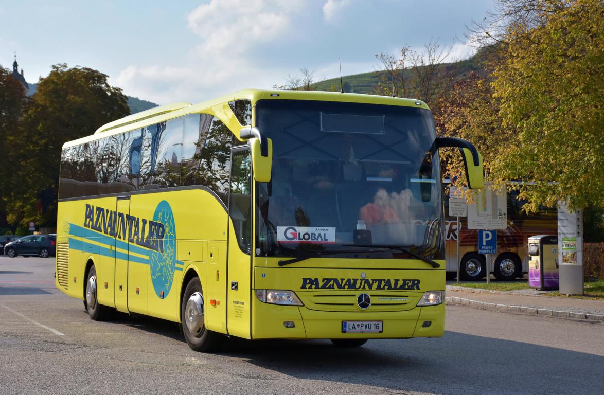 Mercedes Tourismo von Paznauntaler Reisen aus �sterreich 09/2017 in Krems.