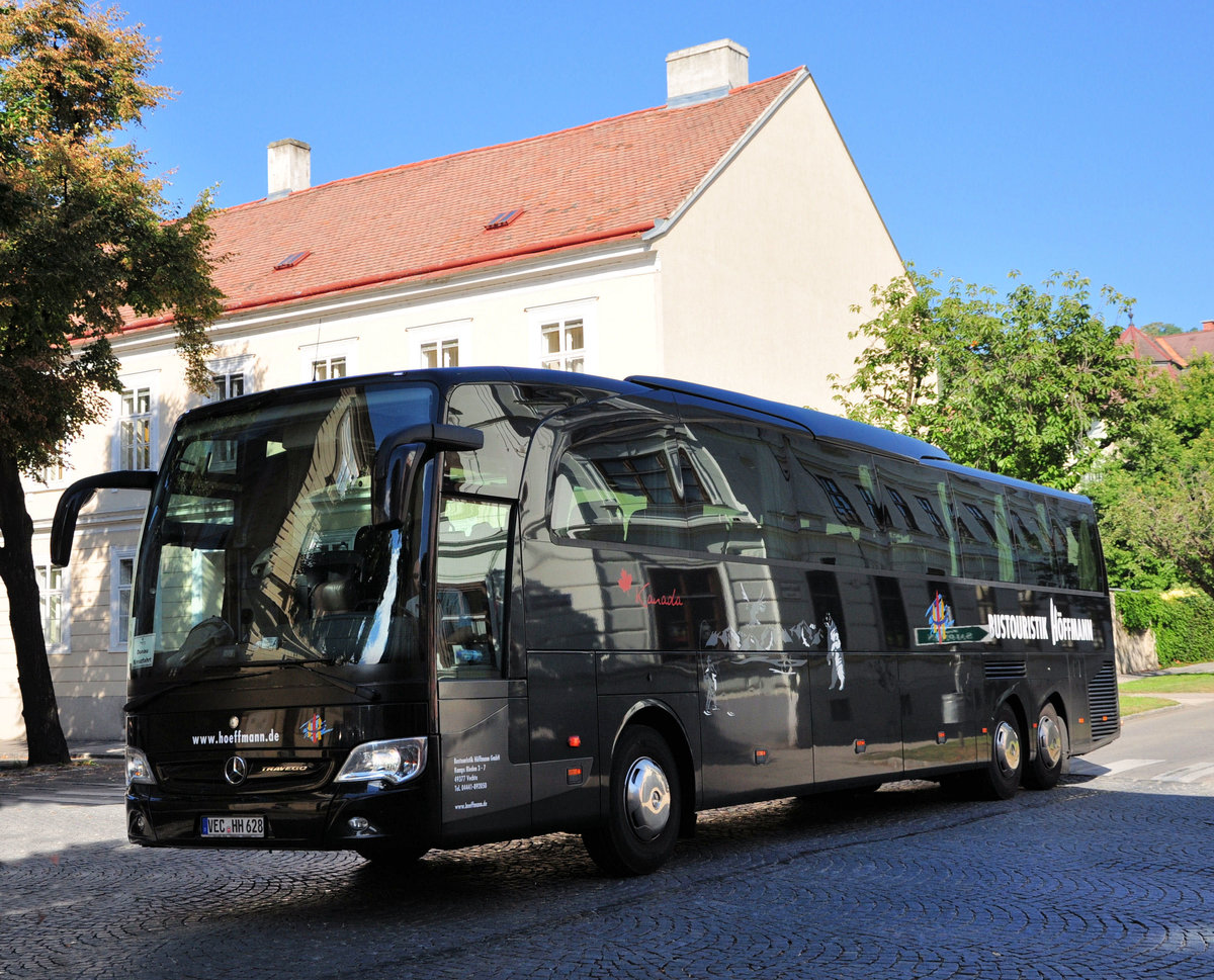 Mercedes Travego  Kanada  von H�ffmann Reisen aus der BRD in Krems gesehen.