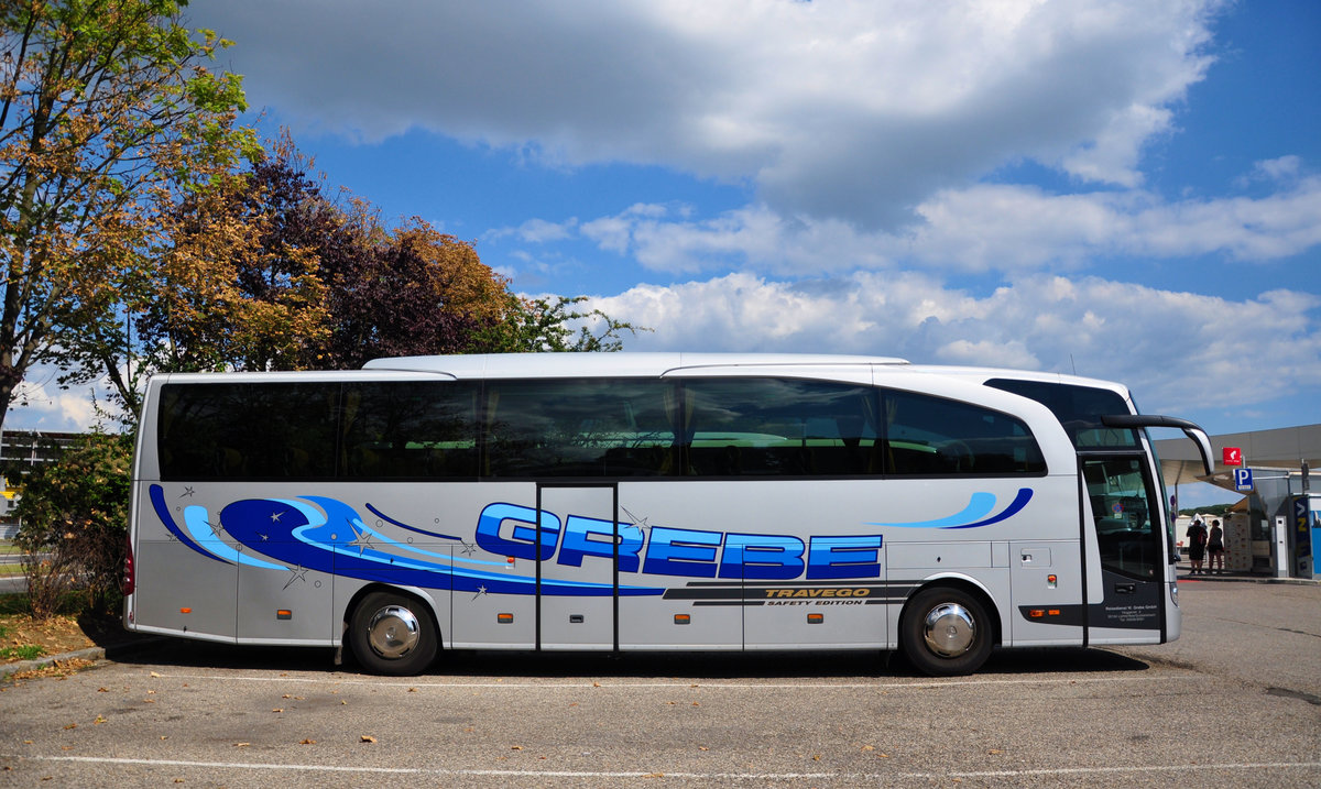 Mercedes Travego vom Reisedienst GREBE aus der BRD in Krems gesehen.