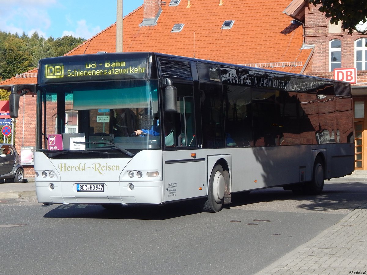 Neoplan Centroliner von Herold-Reisen (ex Tunger) aus Deutschland in Sassnitz.