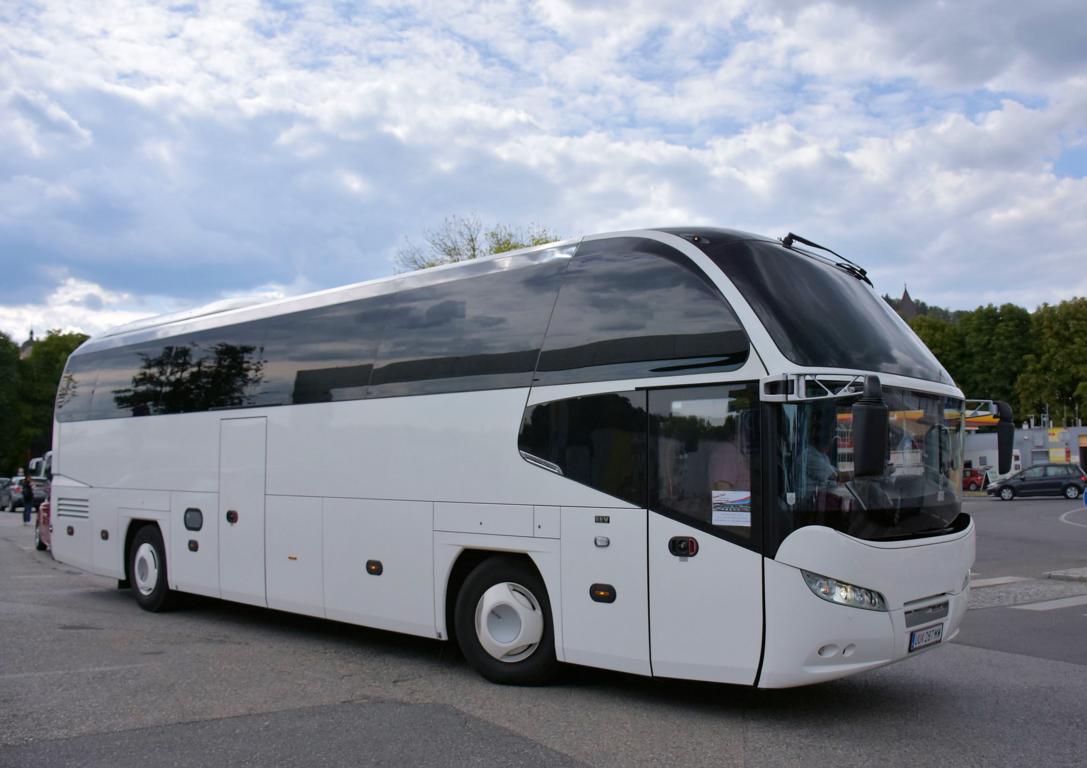 Neoplan Cityliner aus �sterreich 2017 in Krems.