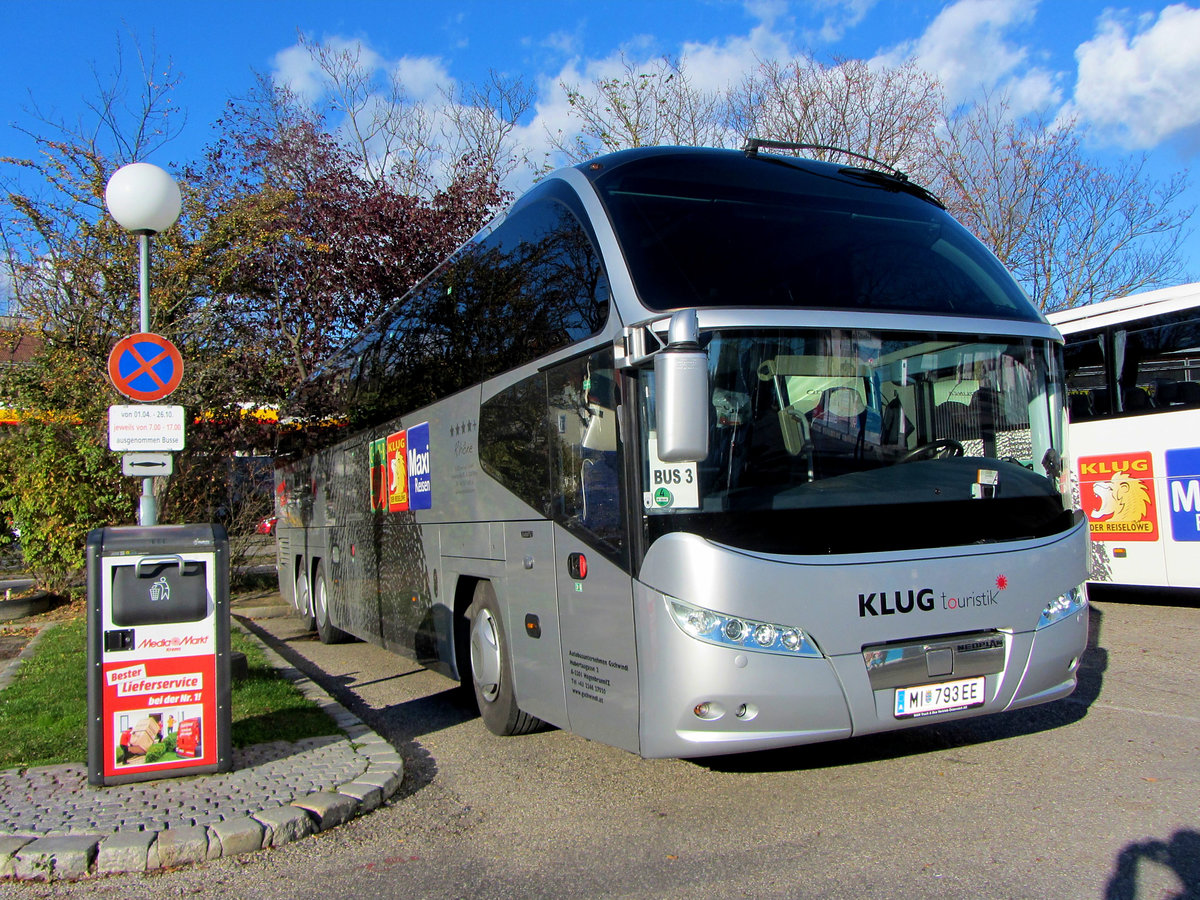 Neoplan Cityliner vom Autobusunternehmen Gschwindl aus �sterreich in Krems.