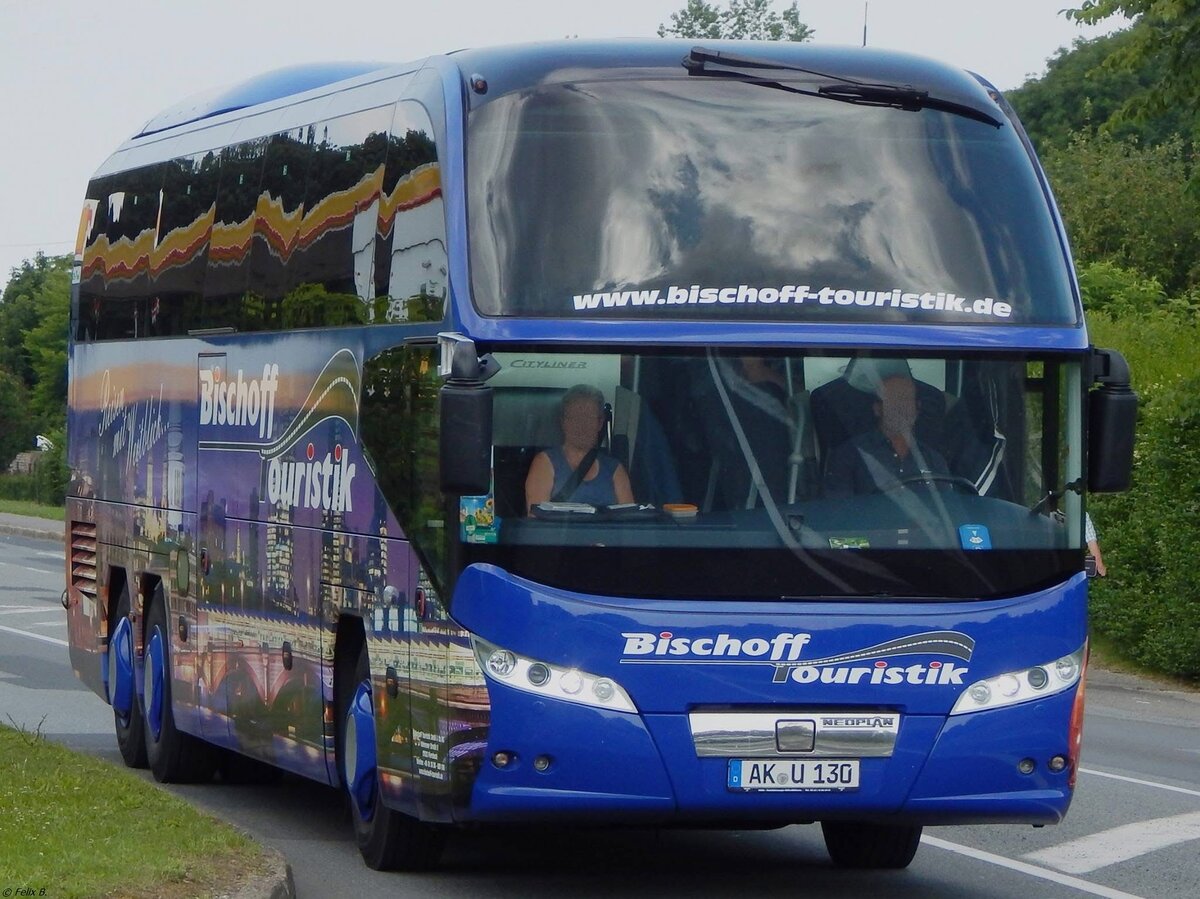 Neoplan Cityliner von Bischoff Touristik aus Deutschland in Sassnitz.