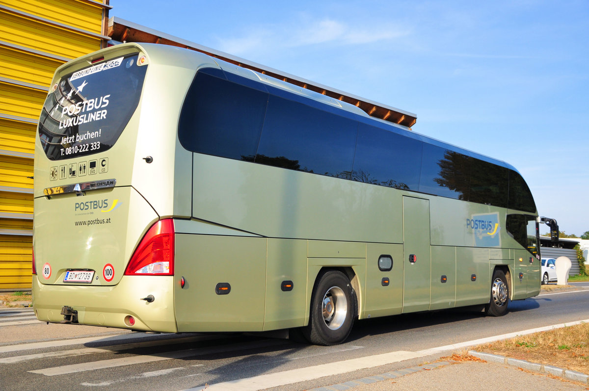 Neoplan Cityliner von den �BB - Postbus in Krems.