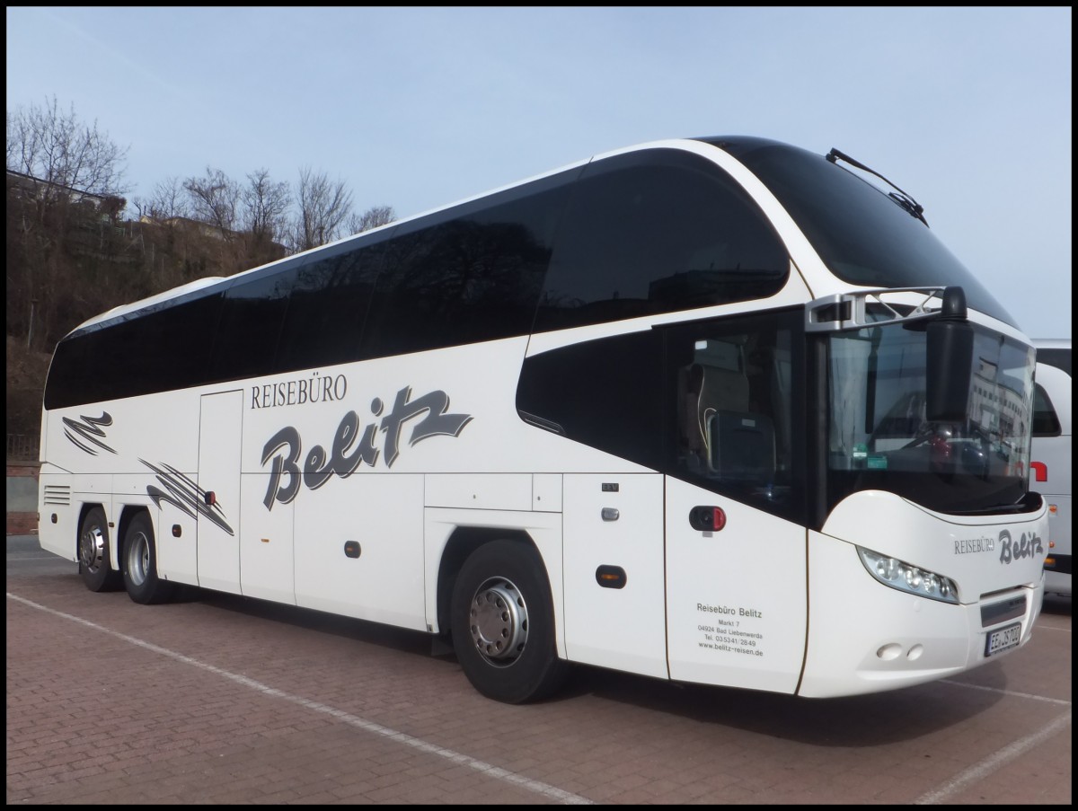 Neoplan Cityliner von Reiseb�ro Belitz aus Deutschland im Stadthafen Sassnitz.