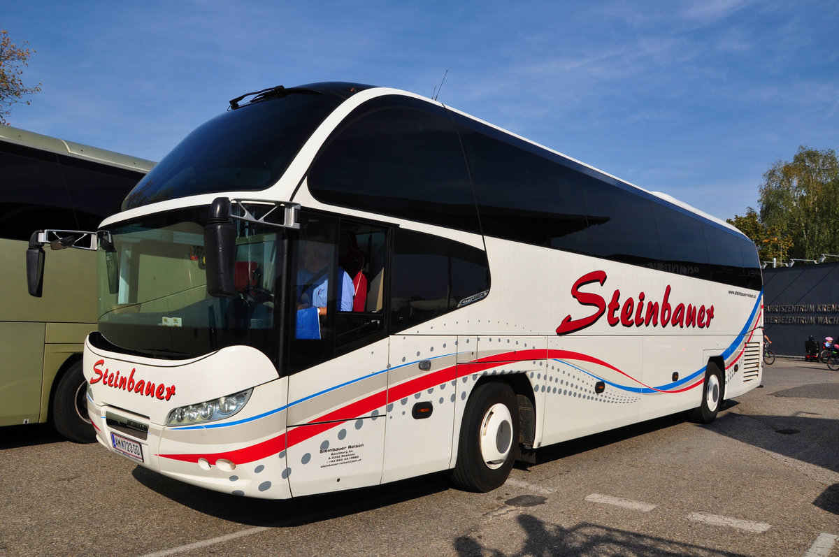 Neoplan Cityliner von Steinbauer Reisen aus �sterreich in Krems.