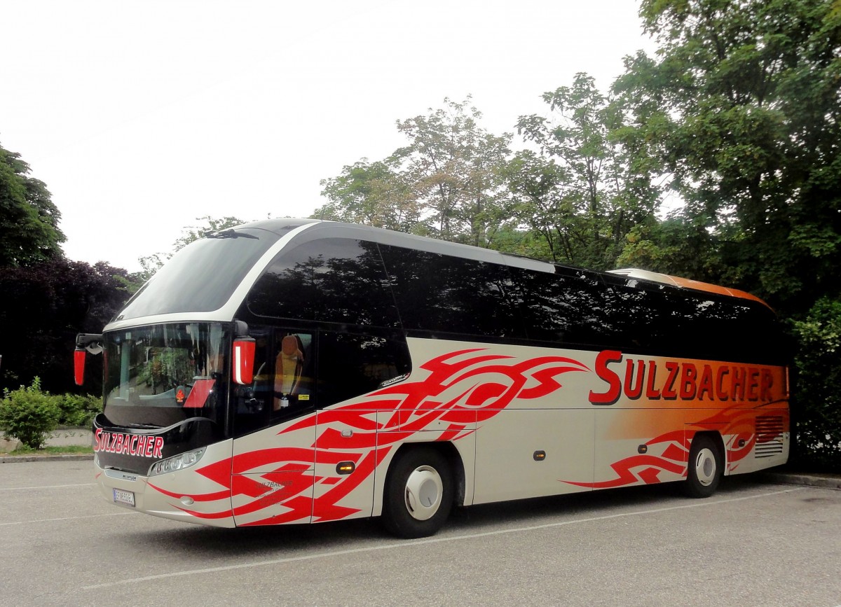 NEOPLAN CITYLINER von SULZBACHER Reisen / �sterreich am 27.6.2013 in Krems gesehen.