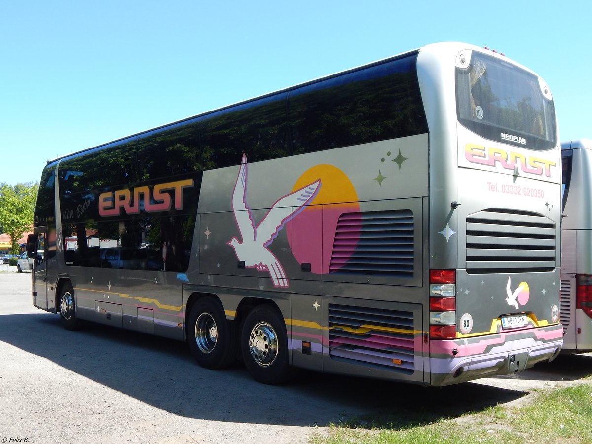 Neoplan Skyliner von Ernst aus Österreich in Binz.