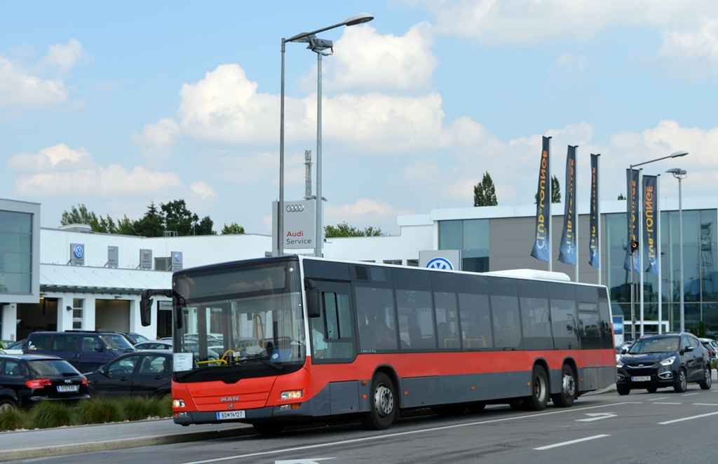 Postbus MAN Lion´s City L als Linie 500 bei der Haltestelle Liebenau Murpark, 11.06.2015
