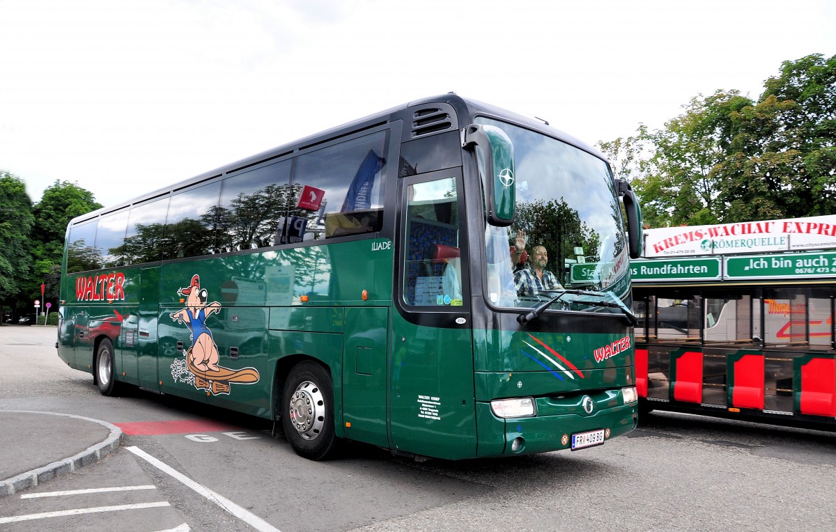 Renault Iliade von Walter Reisen aus �sterreich am 21.6.2014 in Krems.