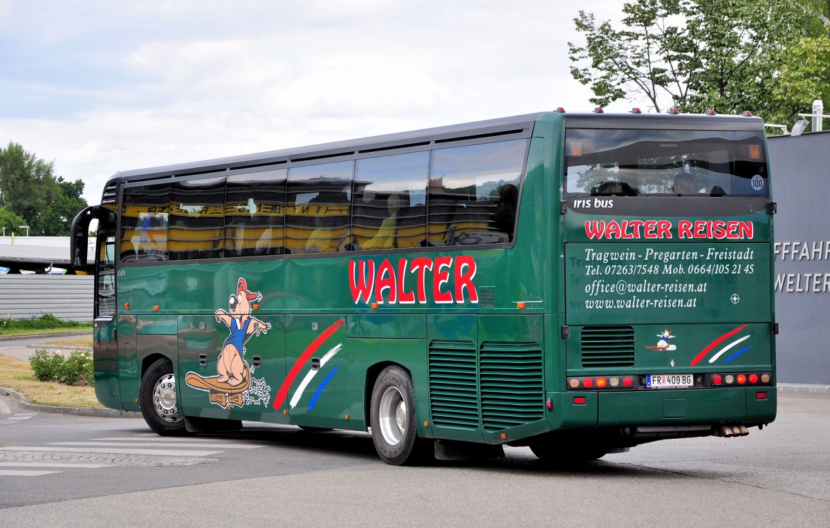 Renault Iliade von Walter Reisen aus �sterreich am 21.6.2014 in Krems.