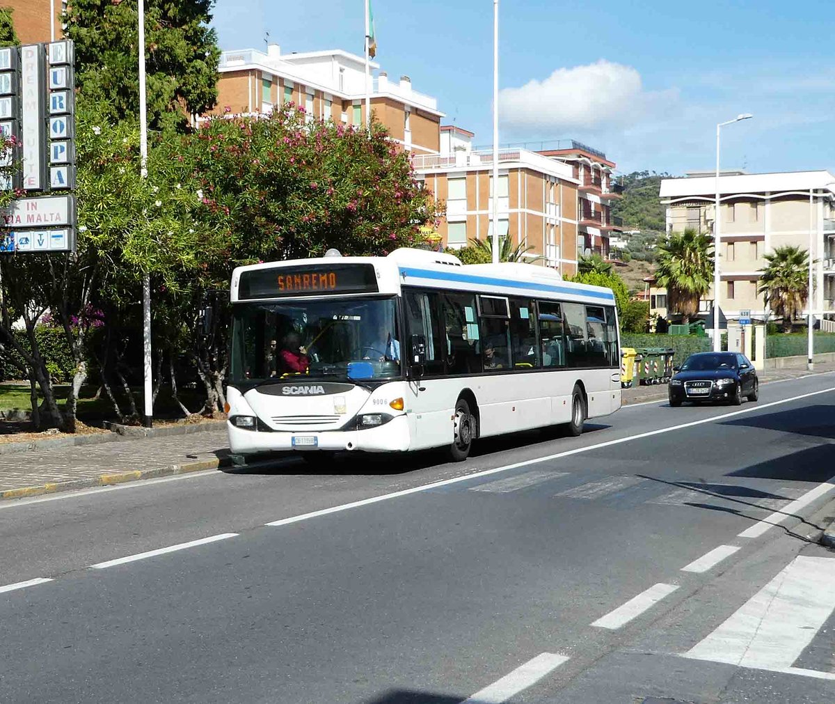 Scania als Linienbus auf dem Weg nach San Remo fotografiert in Bartolom�o im September 2017
