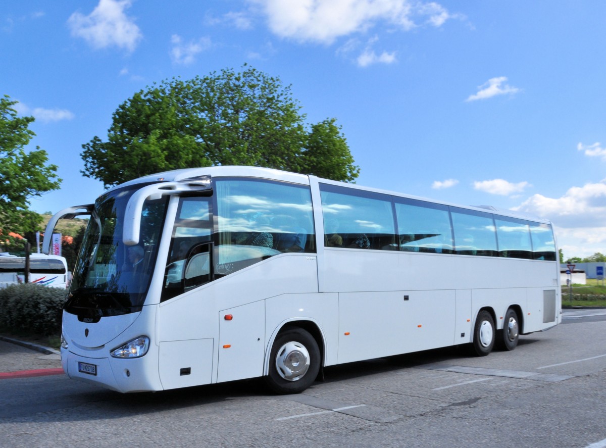 Scania Irizar aus Nieder�sterreich im Mai 2014 in Krems gesehen.