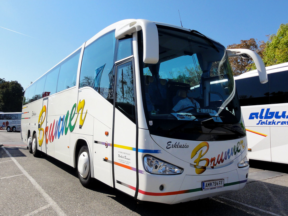Scania Irizar von Brunner Reisen aus �sterreich in Krems unterwegs.