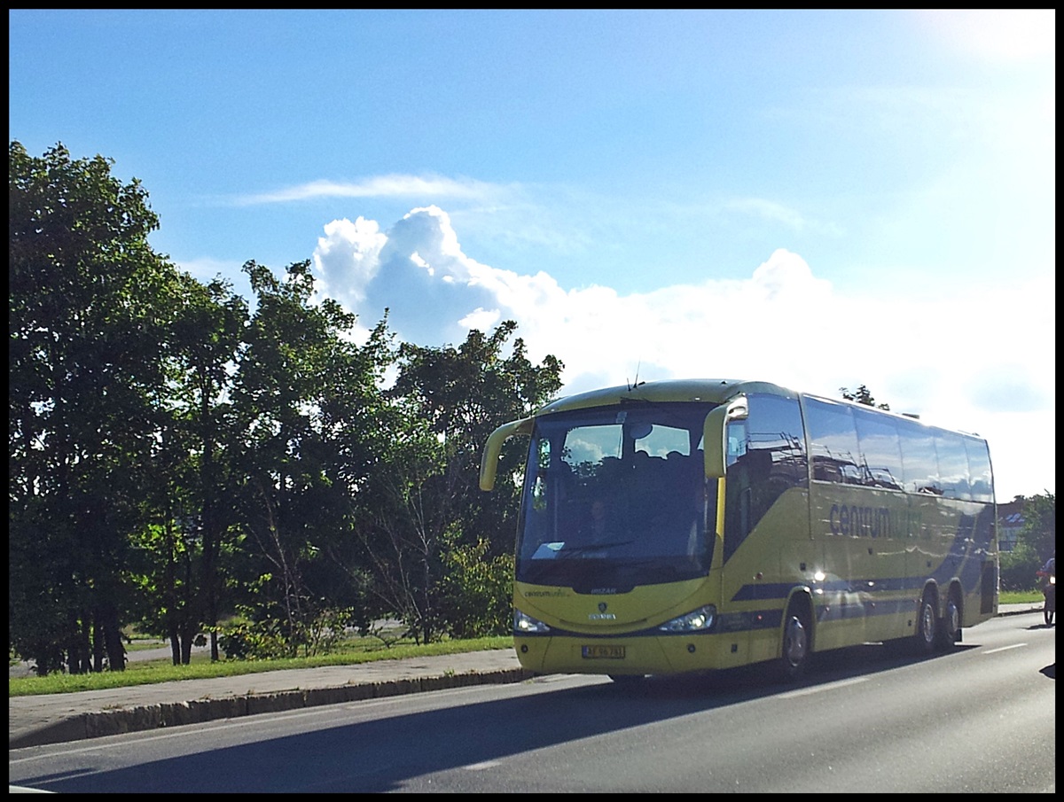 Scania Irizar von CentrumTurist aus D�nemark in Sassnitz.