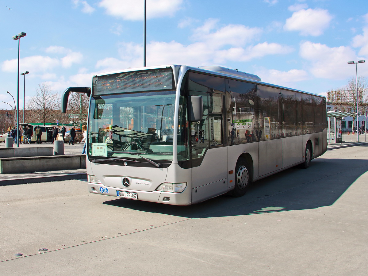 Schienenersatzverkehr am 02. April 2018 am Bahnhof Berlin S�dkreuz. Mercedes-Benz O530 Facelift  - Rechtner Reisen. 