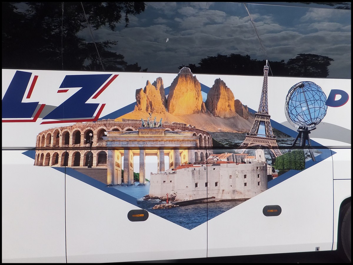 Seitenwerbung vom Neoplan Starliner von V�lz aus Deutschland in Binz.