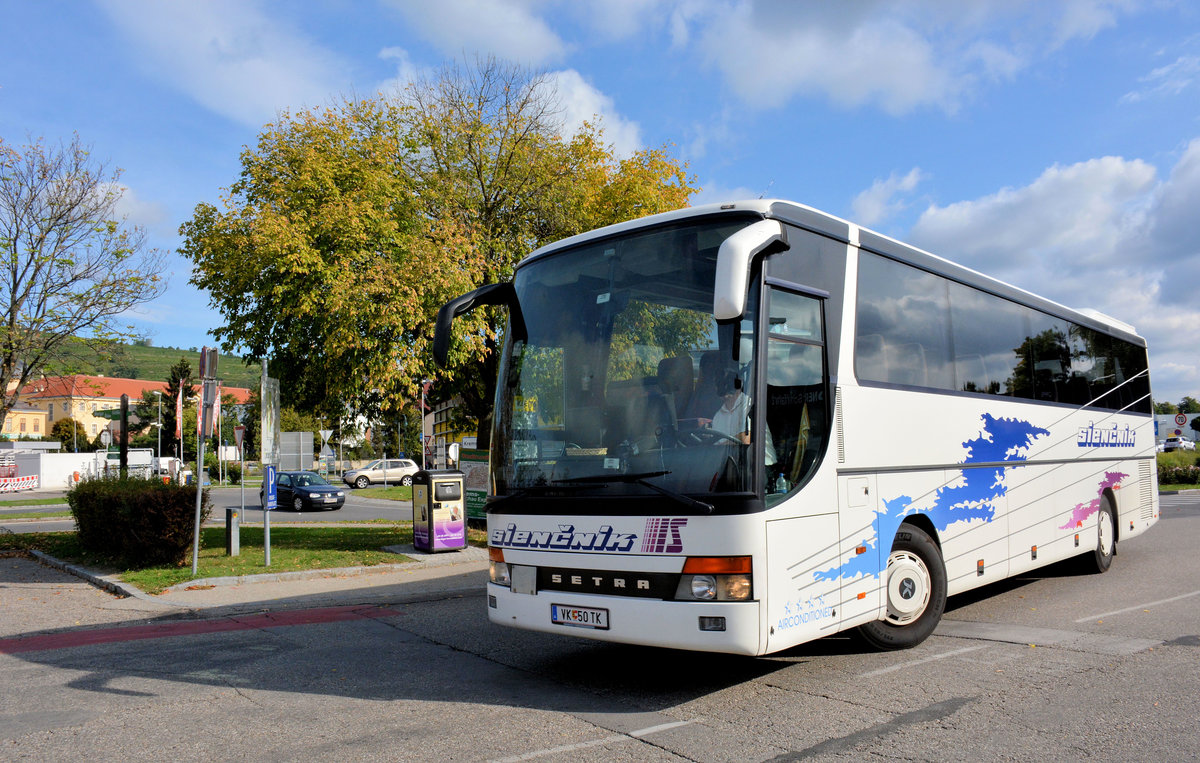 Setra 300er-Serie von Siencnik aus �sterreich in Krems gesehen.