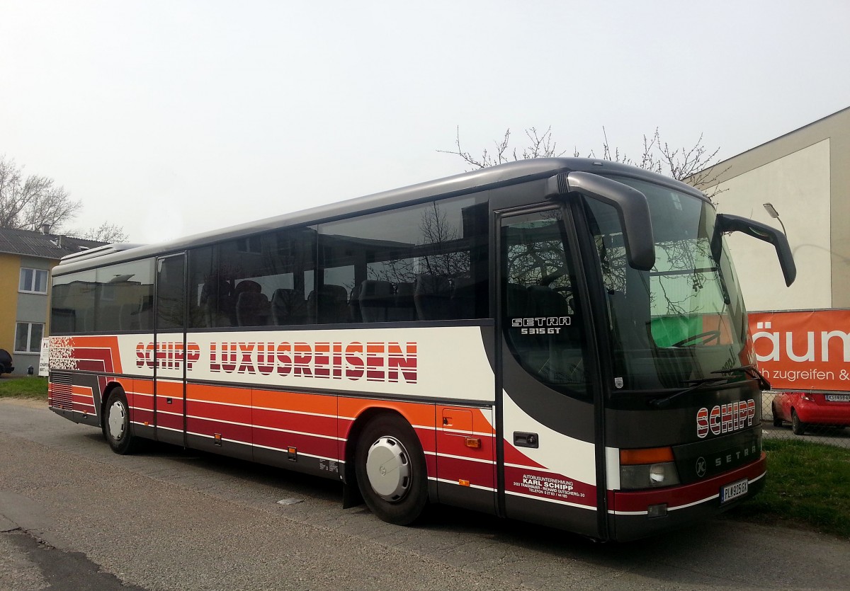 SETRA 315 GT von SCHUPP Reisen aus �sterreich am 31.3.2014 in Krems.