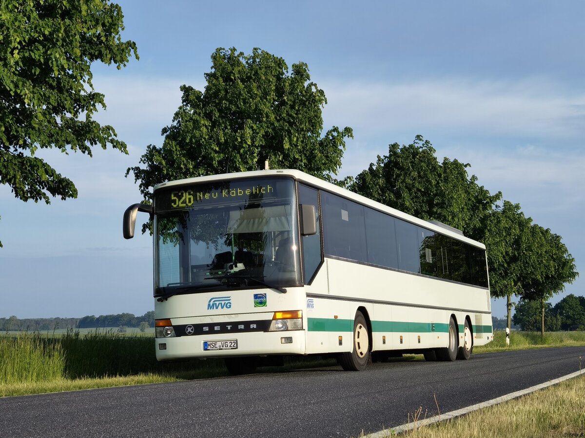 Setra 319 UL der MVVG vor Ballin.