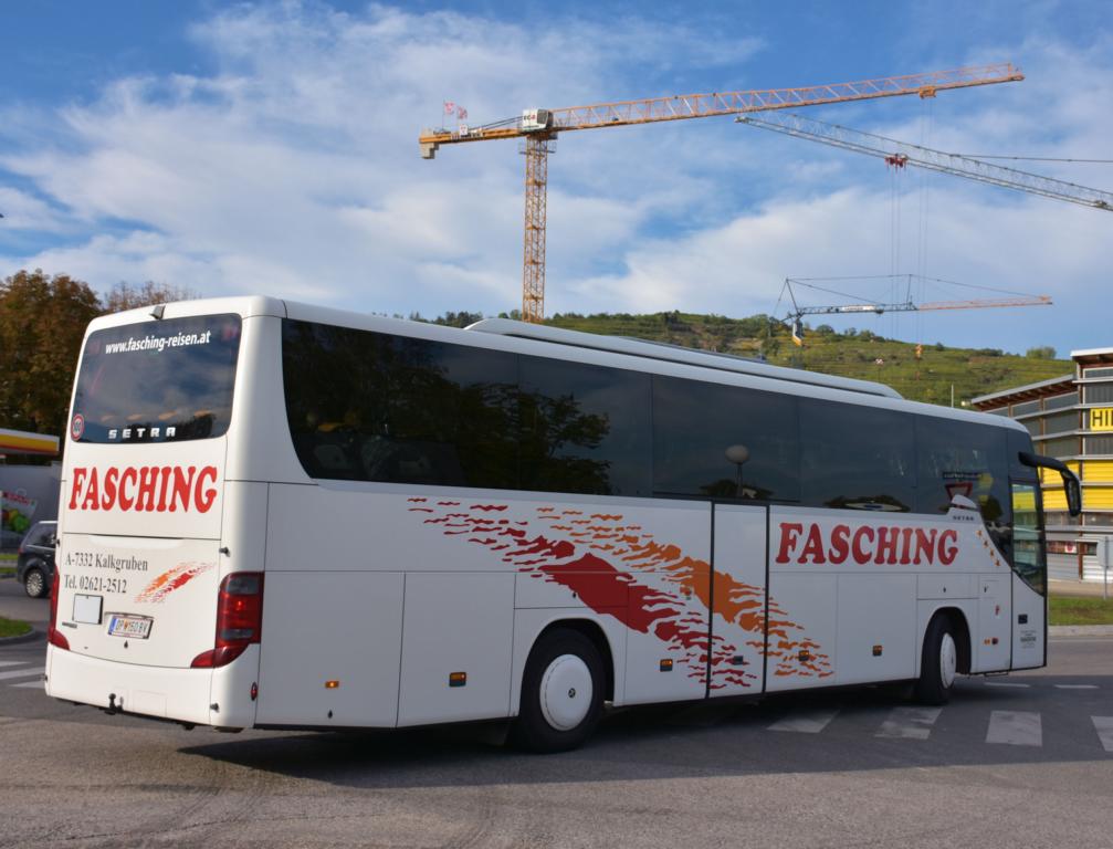 Setra 400er-Serie von Fasching Reisen aus �sterreich 10/2017 in Krems.