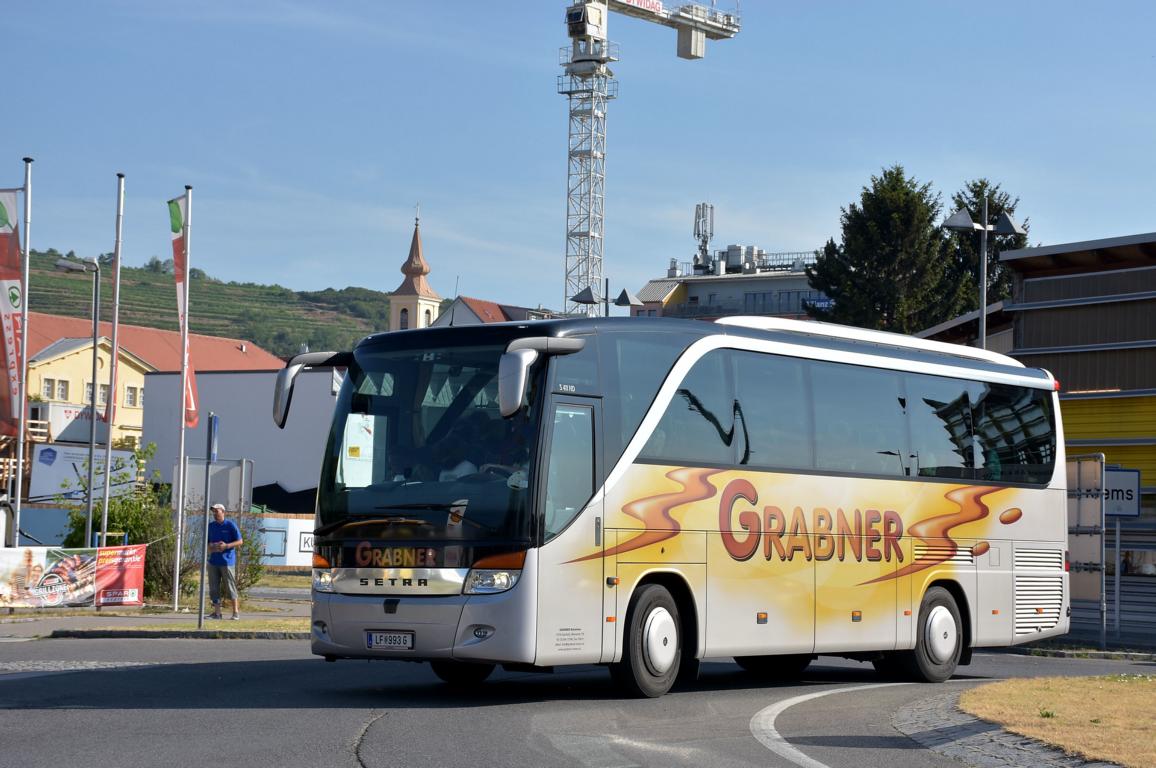 Setra 411 HD von GRABNER Reisen aus Nieder�sterreich 06/2017 in Krems.