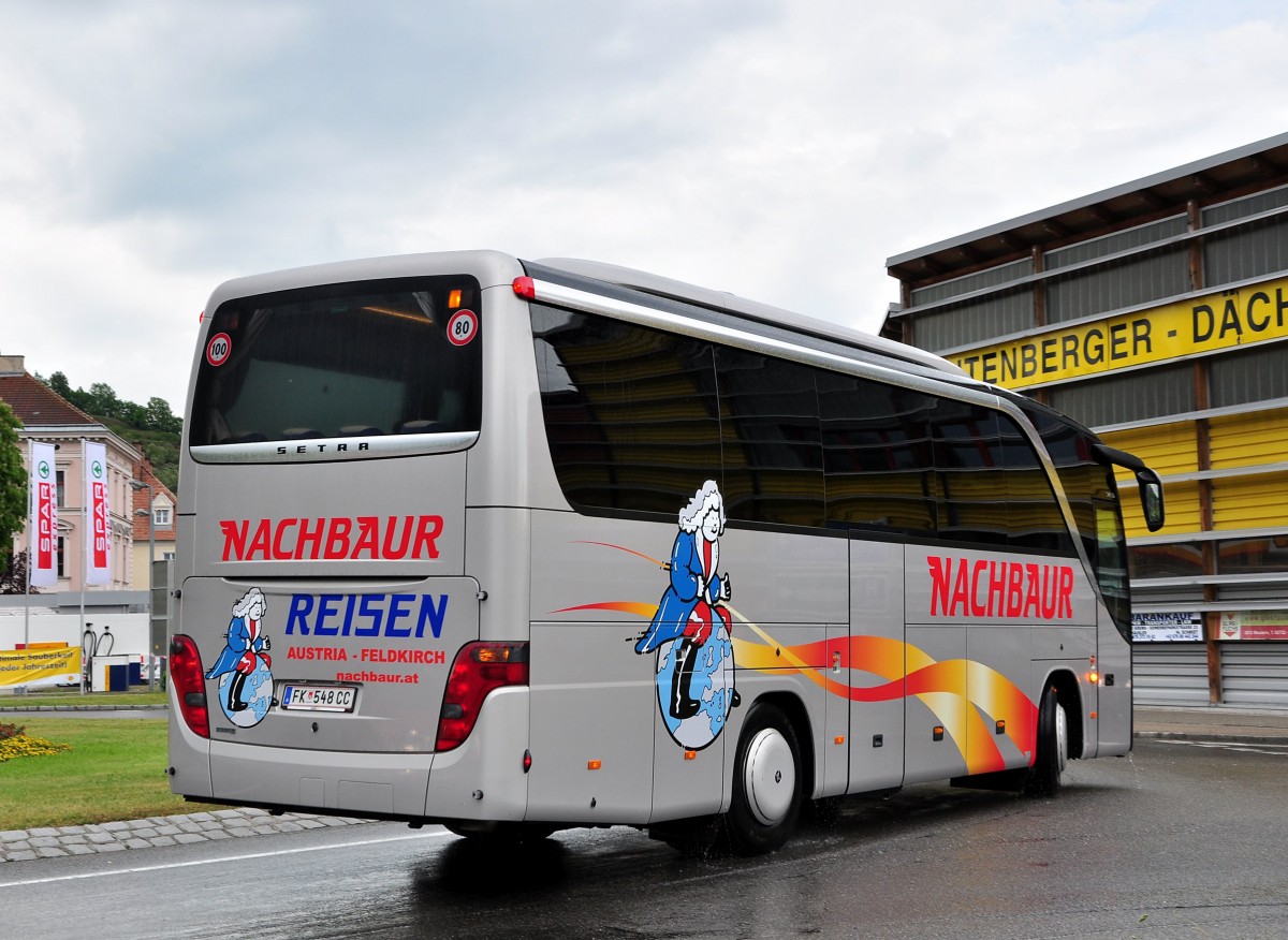 Setra 411 HD von Nachbaur Reisen aus �sterreich am 13.5.2014 in Krems gesehen.