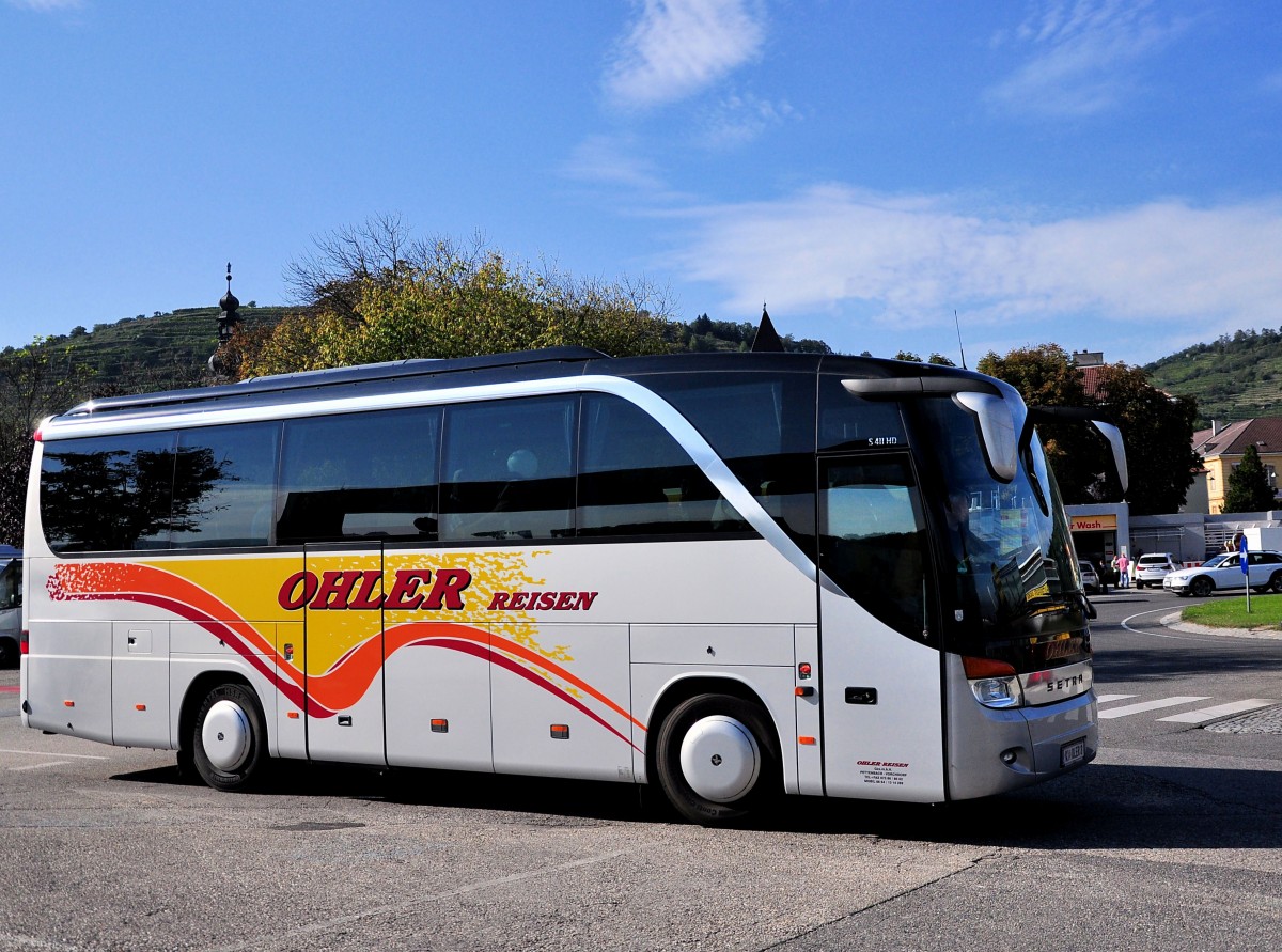Setra 411 HD von Ohler Reisen aus �sterreich am 18.9.2014 in Krems gesehen.