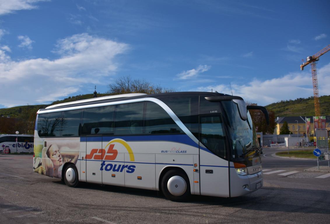 Setra 411 HD von SAB tours aus �sterreich 10/2017 in Krems.