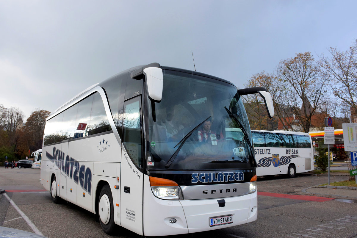 Setra 411 HD von SCHLATZER Reisen aus �sterreich in Krems.