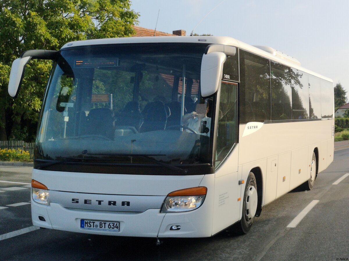 Setra 412 UL von Tonne aus Deutschland in Bredenfelde.
