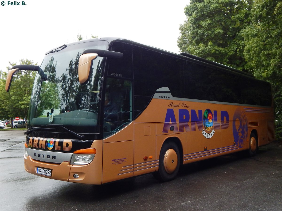 Setra 415 GT-HD von Arnold aus Deutschland beim Schloss Linderhof.