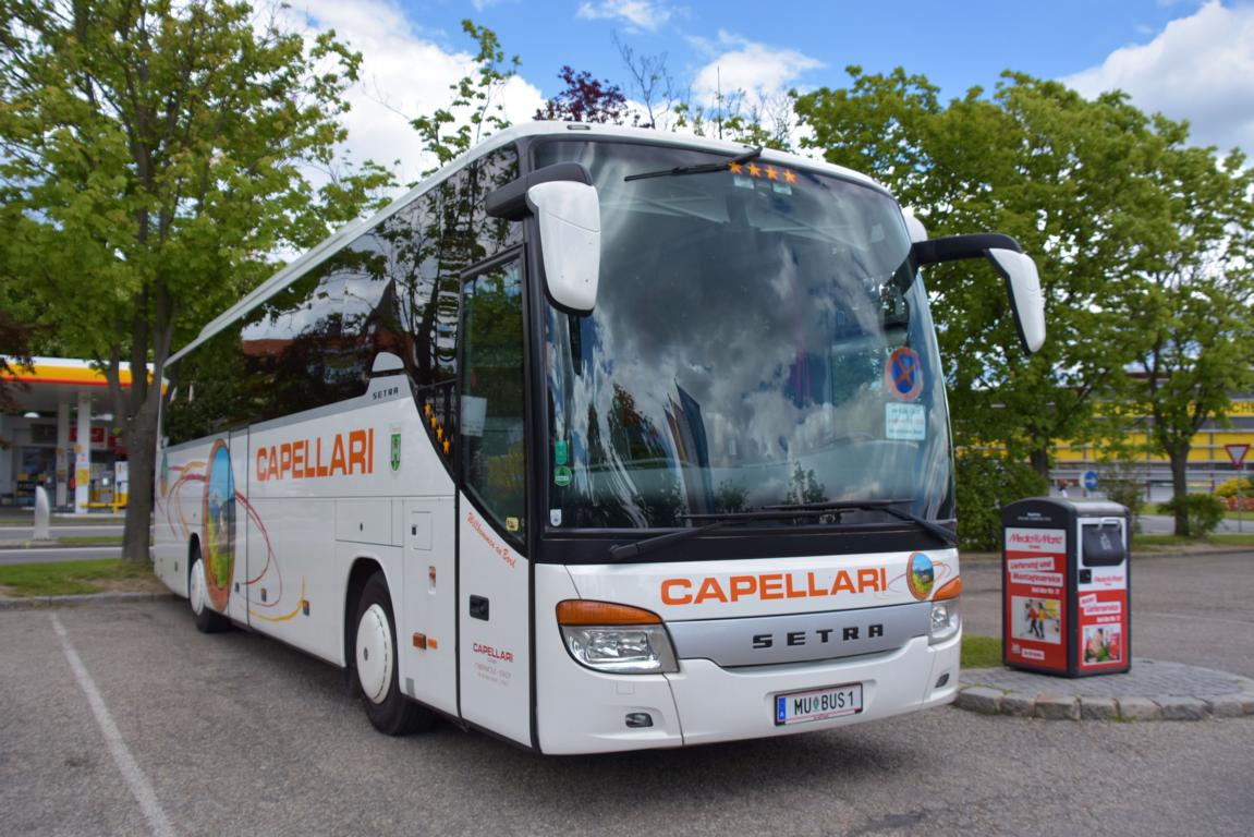 Setra 415 GT-HD von Capellari Reisen aus �sterreich in Krems.