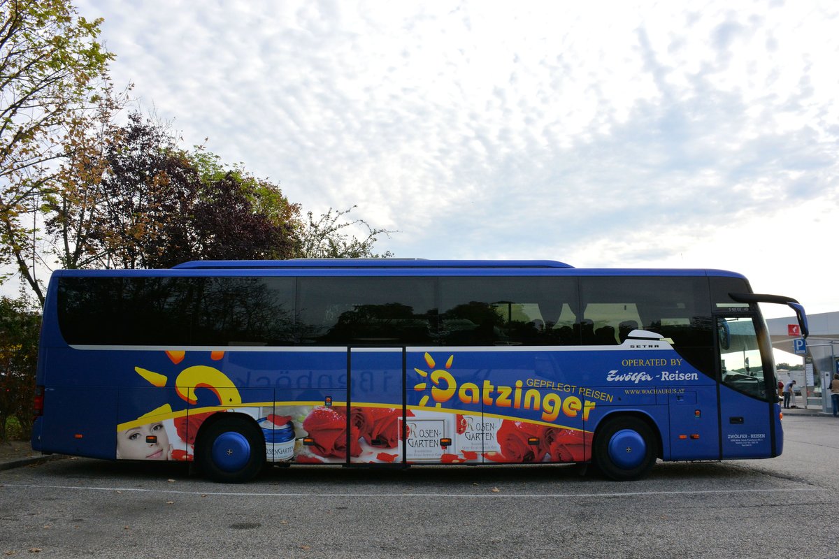 Setra 415 GT-HD von Datzinger Reisen aus Nieder�sterreich in Krems.
