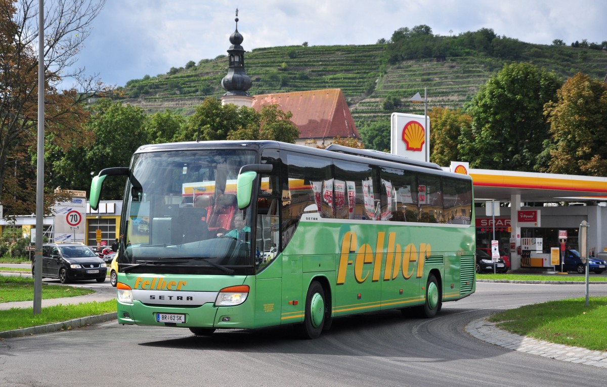 Setra 415 GT-HD von Felber Reisen aus �sterreich am 29.August 2014 in Krems gesehen.