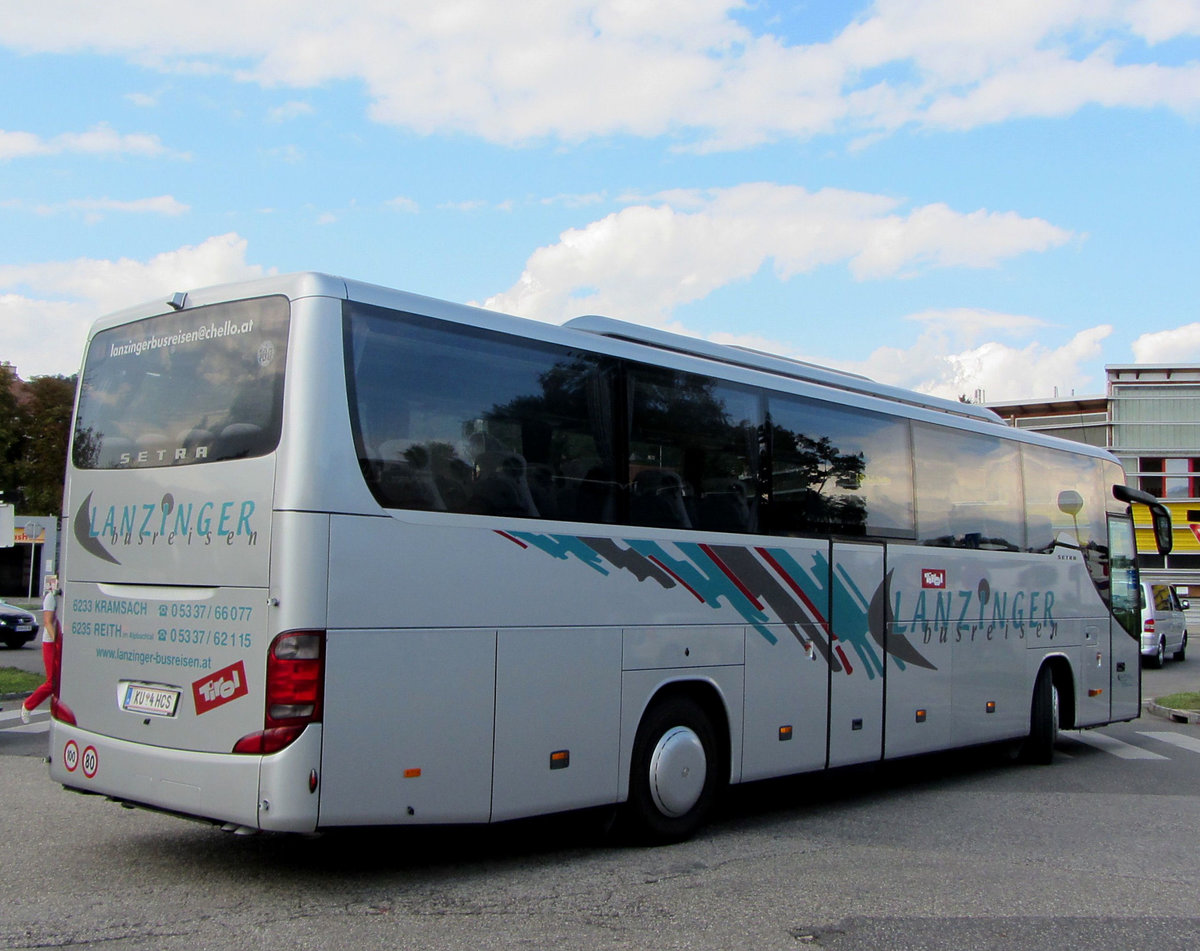 Setra 415 GT-HD von Lanzinger Reisen aus �sterreich in Krems.